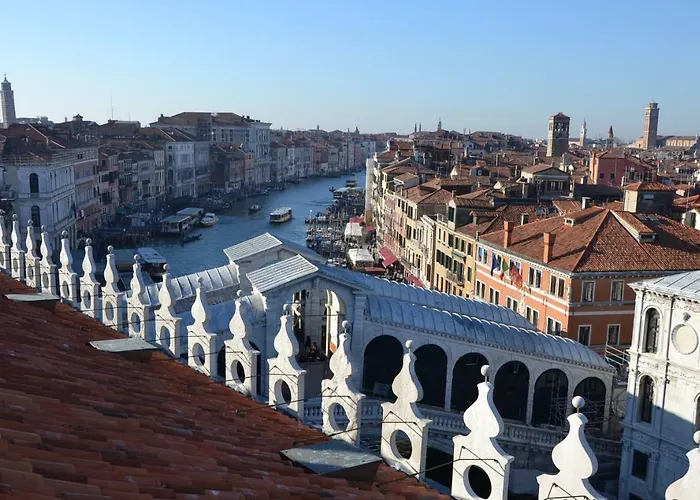 Castello 5888 B, Santa Marina, Calle Marcello, Canale