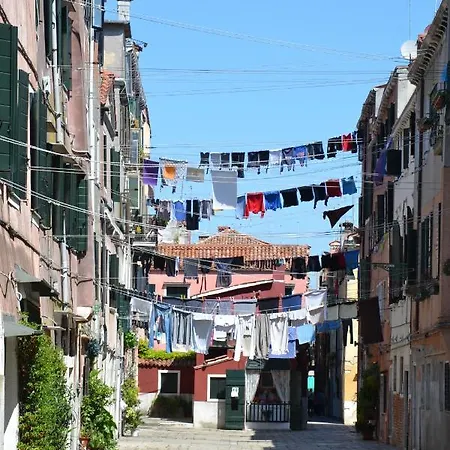 Castello 5888 B, Santa Marina, Calle Marcello, Canale アパート