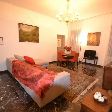 Castello 5888 B, Santa Marina, Calle Marcello, Canale *