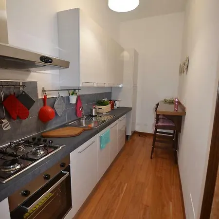 Castello 5888 B, Santa Marina, Calle Marcello, Canale 威尼斯
