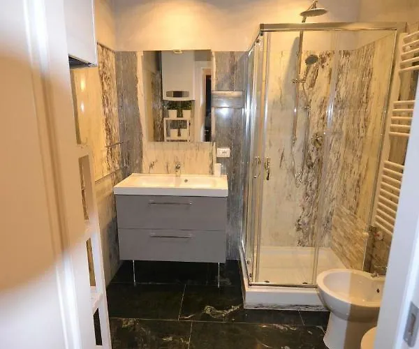 Castello 5888 B, Santa Marina, Calle Marcello, Canale *