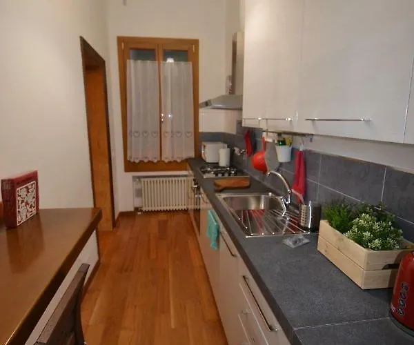 Castello 5888 B, Santa Marina, Calle Marcello, Canale Апартаменты *